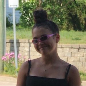 Meet your Posher, Kelly